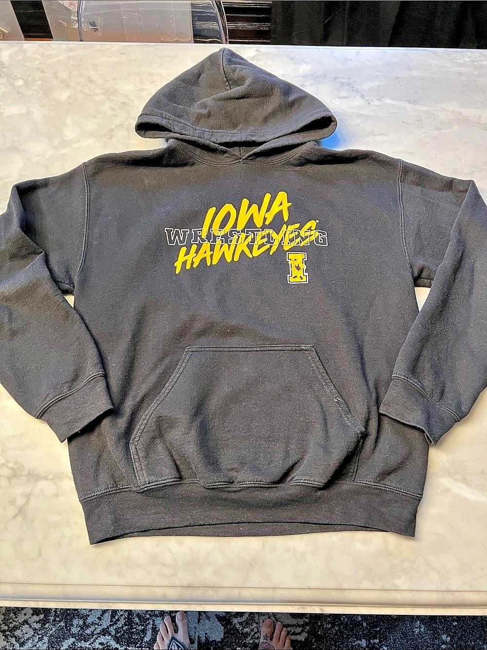 Gildan Heavy Blend Hooded Sweatshirt Iowa Hawkeyes Black Medium